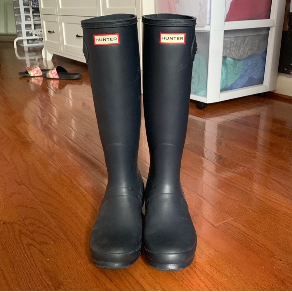 Hunter Navy Wellies- Tall